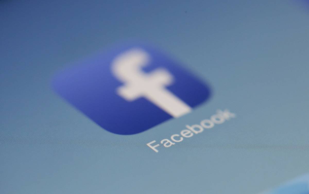Recupera tu cuenta hackeada por el virus de Facebook